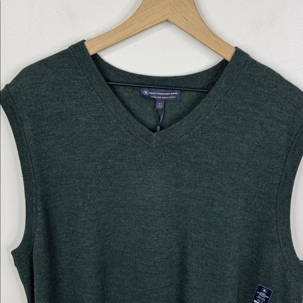 Hart Schaffner Marx XLT Tall Man Green Extra Fine Merino Wool V-Neck Vest NWT